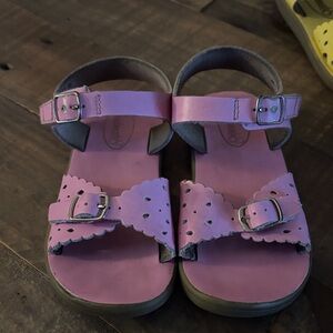 Girls bubblegum Pink Ariel sandal